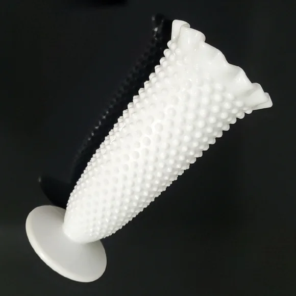 Vntg Fenton For L.E. Smith Hobnail White Milk Glass 8 3 /4" Crimped Edge Vase - Picture 6 of 14